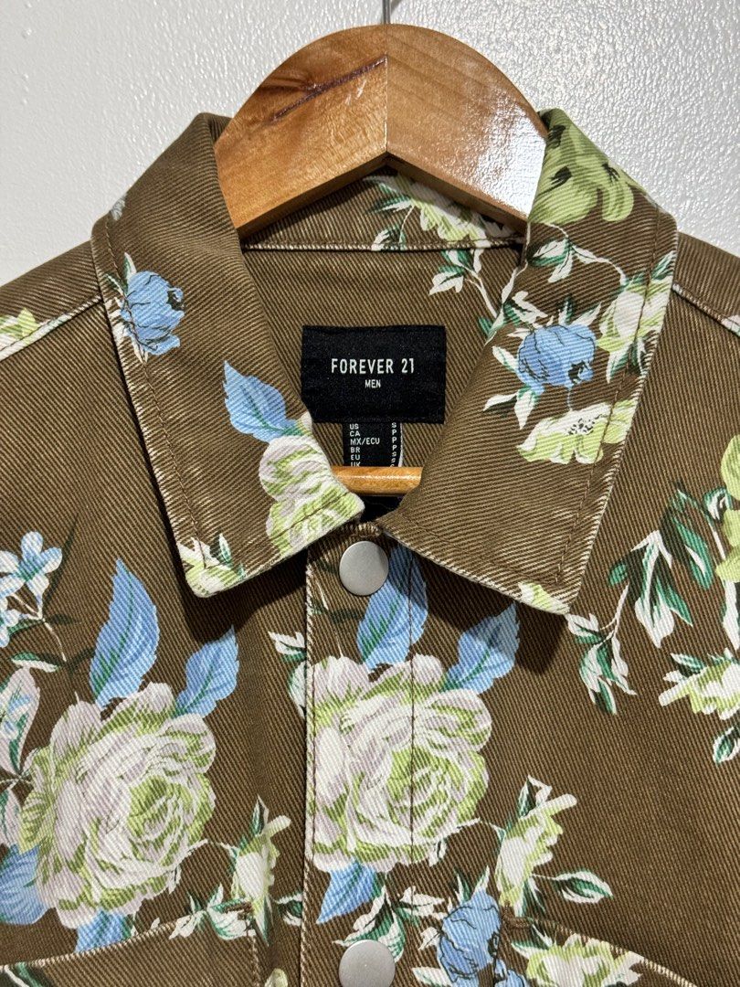 Forever 21 Men s Floral Denim Jacket Men s Fashion Coats Jackets and Outerwear on Carousell