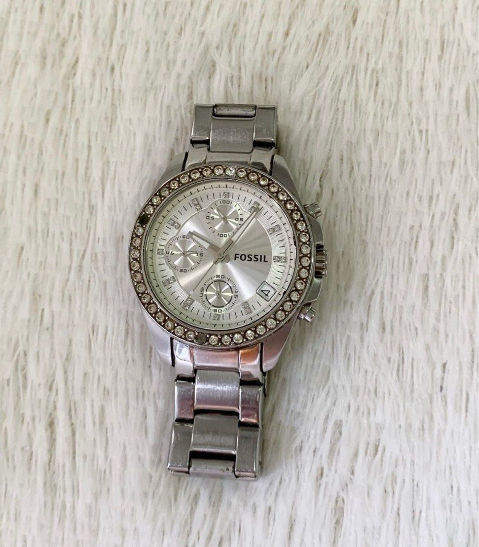 Fossil glow in the dark studded watch Women s Fashion Watches Accessories Watches on Carousell