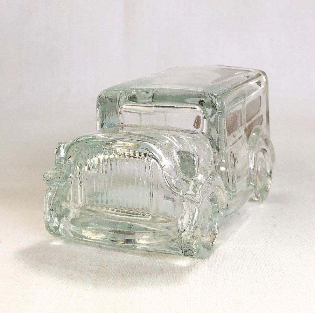 Glass Wine Cadillac Decanter Marks and Spancer (Category: Wine Cellar & Storage) located in Davao. Submitted by ejd_needsandwants (Listing ID 1324302181, Image 3). Description: ✴️ Yes! Available ✴️ ✴️ For Sure Buyer✴️ ⤵️ Details Below⤵️ Glass Cadillac Car Wine Decanter 🍾🍷 ~ by Marks and Spencer ~ vgc ~ approx. 4"L x 2"H x 2"W ~ Php. 550 ✳️LP posted ✳️ send details to order Name: Add: Cp no: Mop: bpi/bdo/gcash (+ 15Php. sc) 🔆shipping of fragile