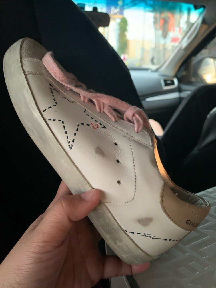 Golden Goose Sneakers (Category: Sneakers) located in Antipolo. Submitted by ryse2 (Listing ID 1324278792, Image 1). Description: Golden Goose Leather Distressed Sneakers for Women I just cleaned it with wipes. Comes with box and dust bag.