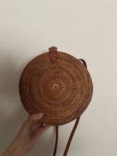 (Category: ) located in . Submitted by houseof_preloved (Listing ID 1324337667, Image 1). Description: .
