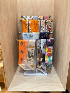 （分類：）位於 。 由 hshopluxe 提交（商品編號 1324276243，圖片 1）。簡介： 。