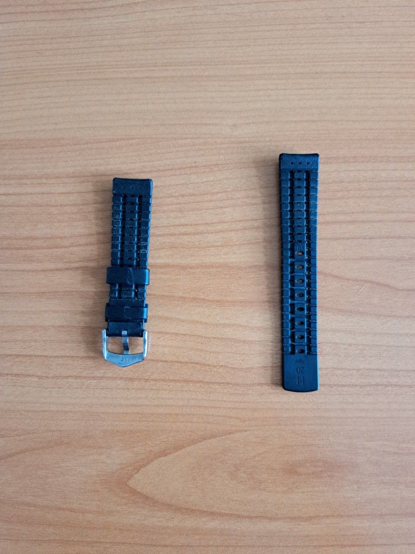 Hirsch Strap (Category: Watches) located in Singapore. Submitted by qp20741 (Listing ID 1324258323, Image 2). Description: Hirsch strap Tiger 20mm.