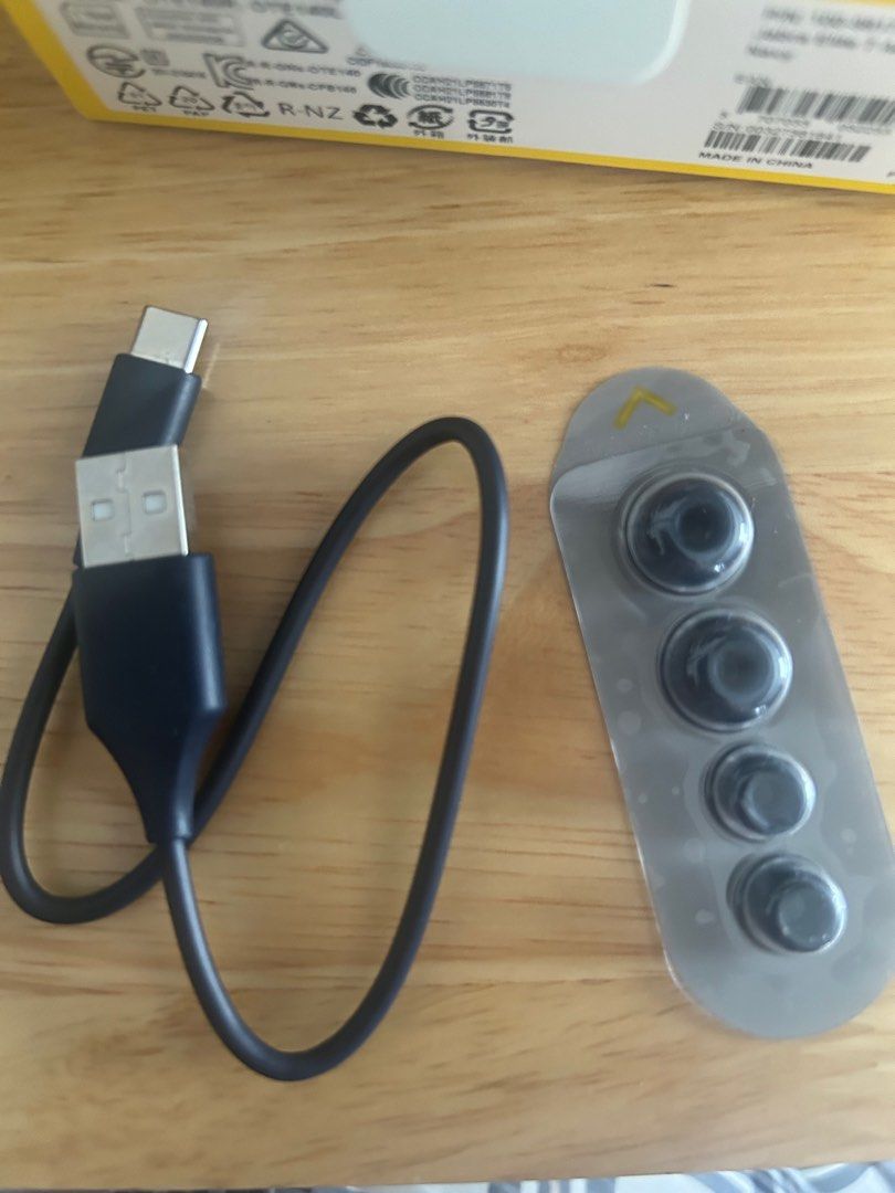 Jabra Elite 7 Active (Category: Headphones & Headsets) located in Meycauayan. Submitted by pjc198 (Listing ID 1324185262, Image 3). Description: Included in the box - Eartip replacements - Charger RFS: barely used. I prefer headphones.