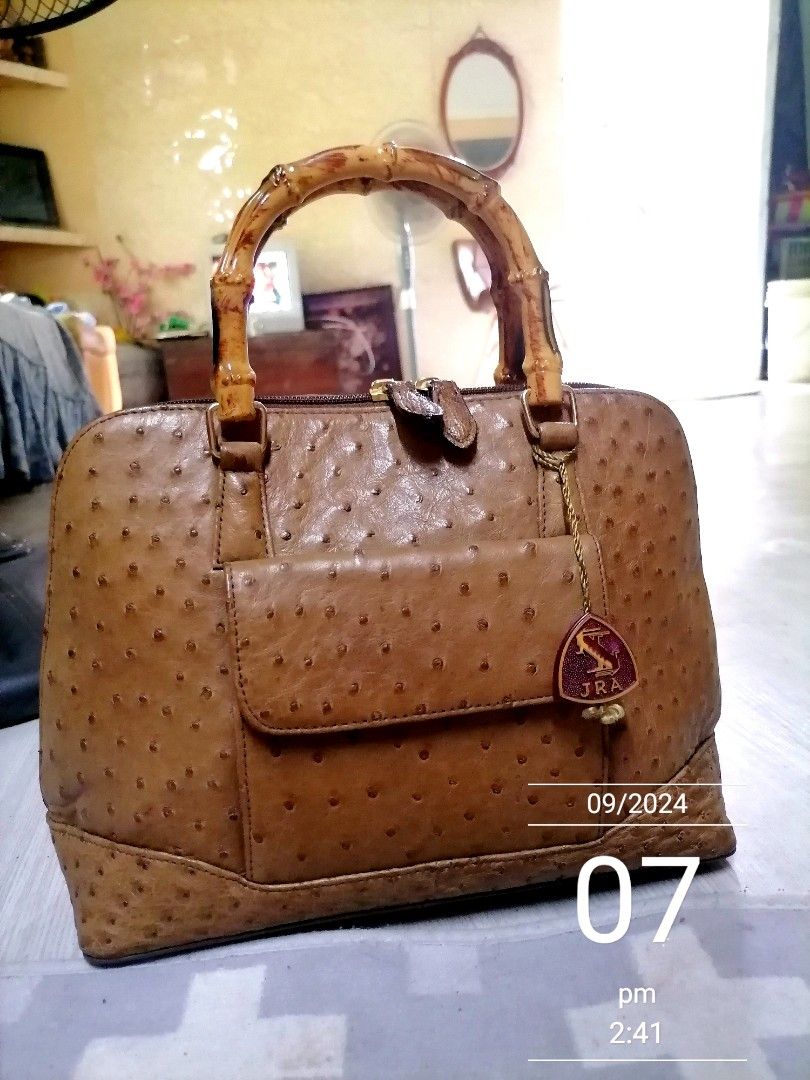 Ostrich skin handbag outlet
