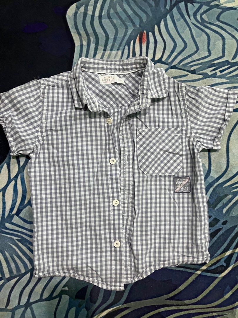 Kemeja tiny button (Category: Babies & Kids Fashion) located in Johor Bahru. Submitted by norr1989 (Listing ID 1324199774, Image 1). Description: .