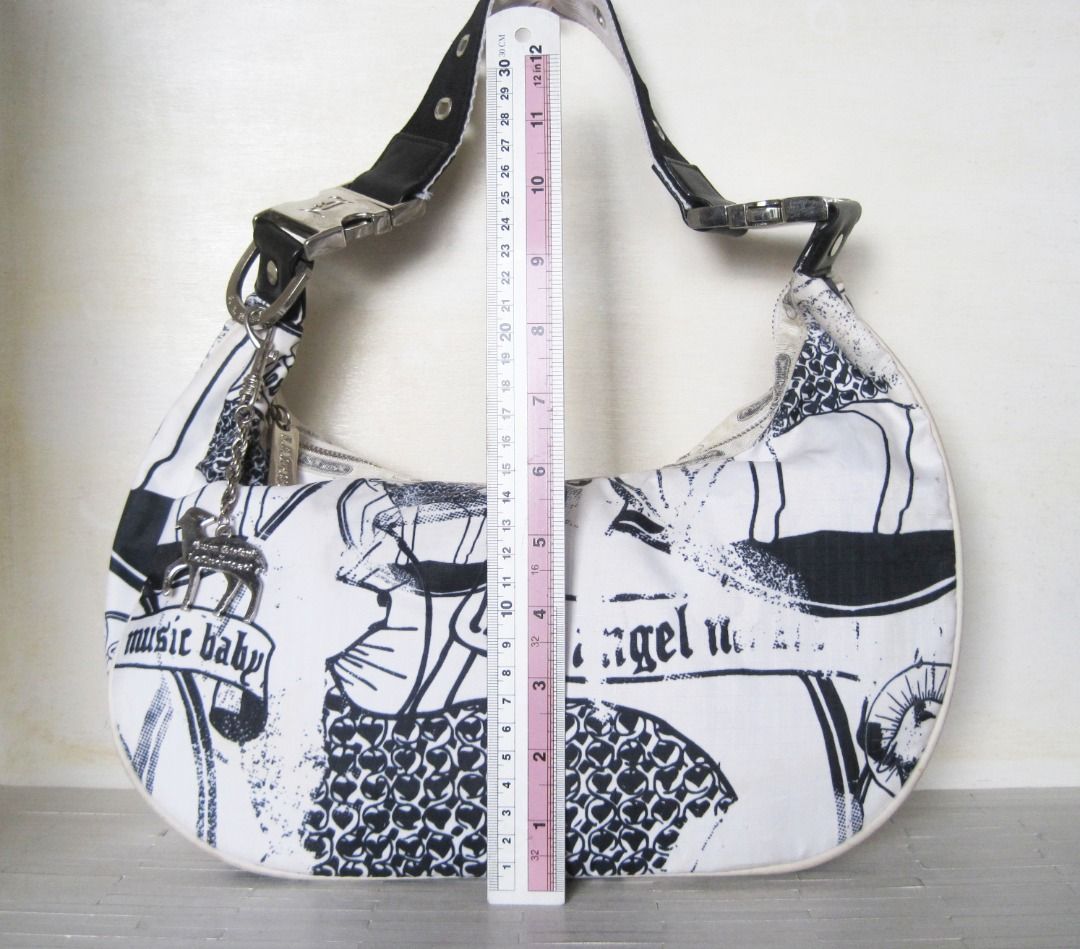 Lesportsac Gwen Stefani L.A.M.B shoulder bag Women s Fashion Bags Wallets Shoulder Bags on Carousell