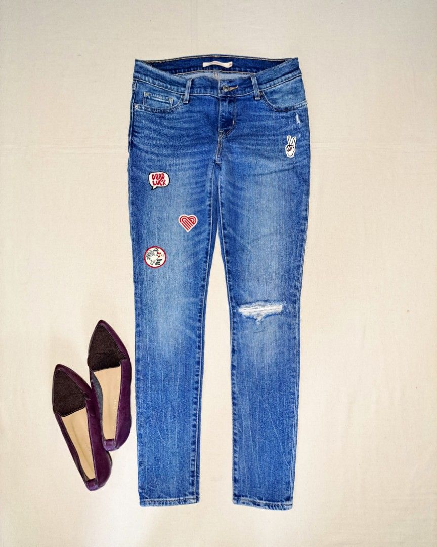 Levis 711 Skinny damaged washing jeans for Ladies 26 Leggings Carousell