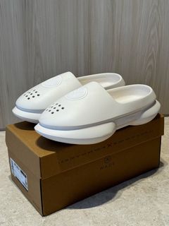 (Category: ) located in . Submitted by soleseekers (Listing ID 1324322471, Image 1). Description: .