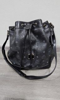 (Category: ) located in . Submitted by benzai_1788 (Listing ID 1324253850, Image 1). Description: .