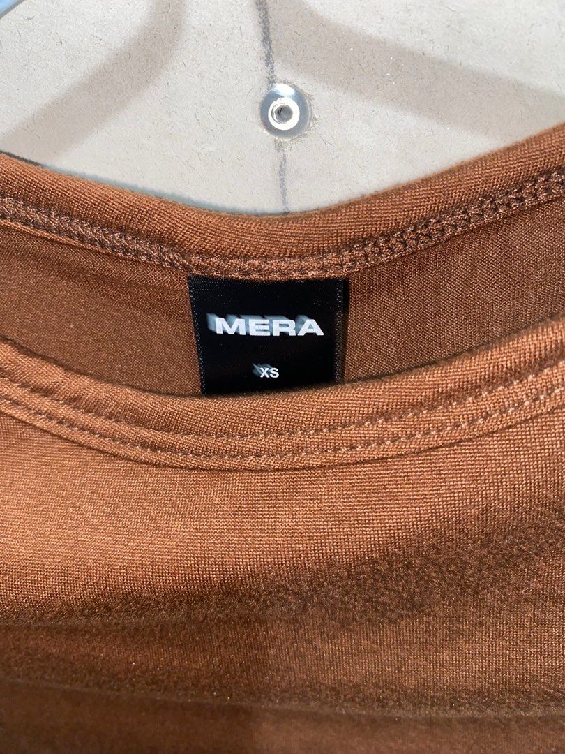 Mera Double-lined Top (Extra Small) (Category: Shirts) located in Manila. Submitted by stuffbyrdj (Listing ID 1324360034, Image 2). Description: .