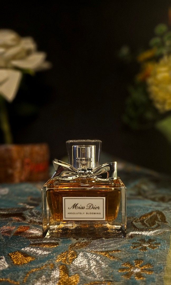 Miss dior absolutely blooming 30ml sale