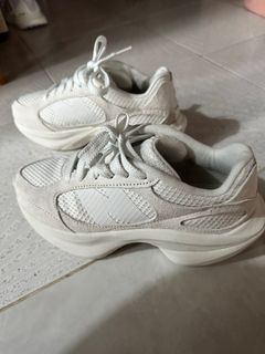 （分類：）位於 。 由 beckham147 提交（商品編號 1324184665，圖片 1）。簡介： 。