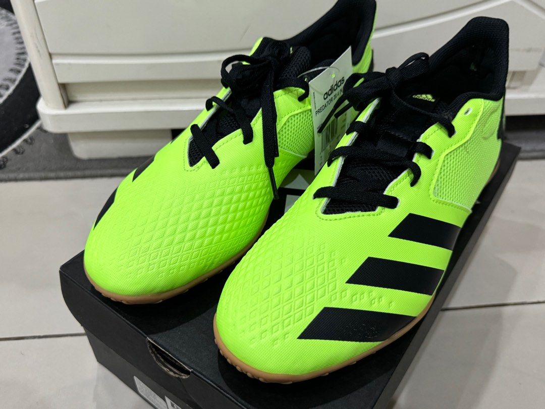 New Original Adidas Predator Futsal Boots size UK 9