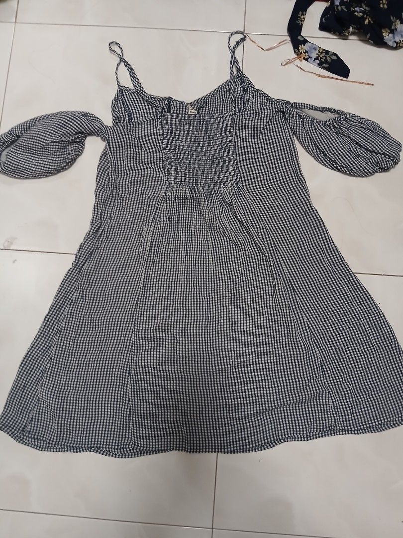 American eagle off the shoulder dress top