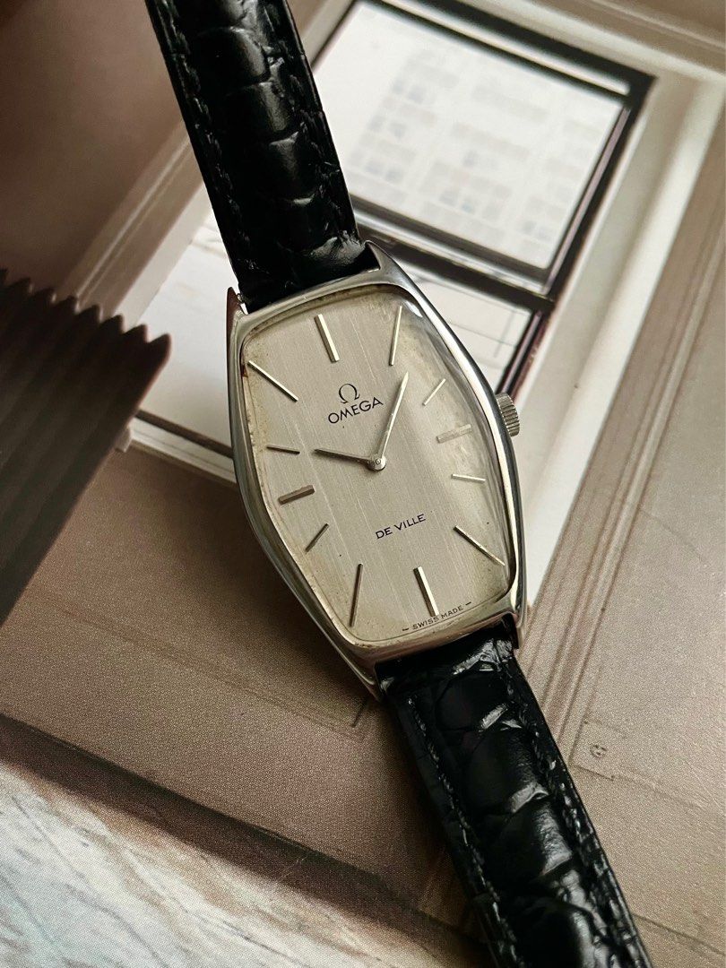 Omega De Ville ‘Tonneau’ (Category: Luxury Watches) located in Pasig City. Submitted by watchtradeph (Listing ID 1324308653, Image 1). Description: Beauty gets attention as well as peculiar ones. And here’s a proper example. Omega De Ville [Ref: 111.096] Manual winding Year: 1971 | Serial: 3317xxxx Case size: 26mm x 41mm Strap: brand new leather, 14mm lugs All original watch head and buckle Newly serviced .