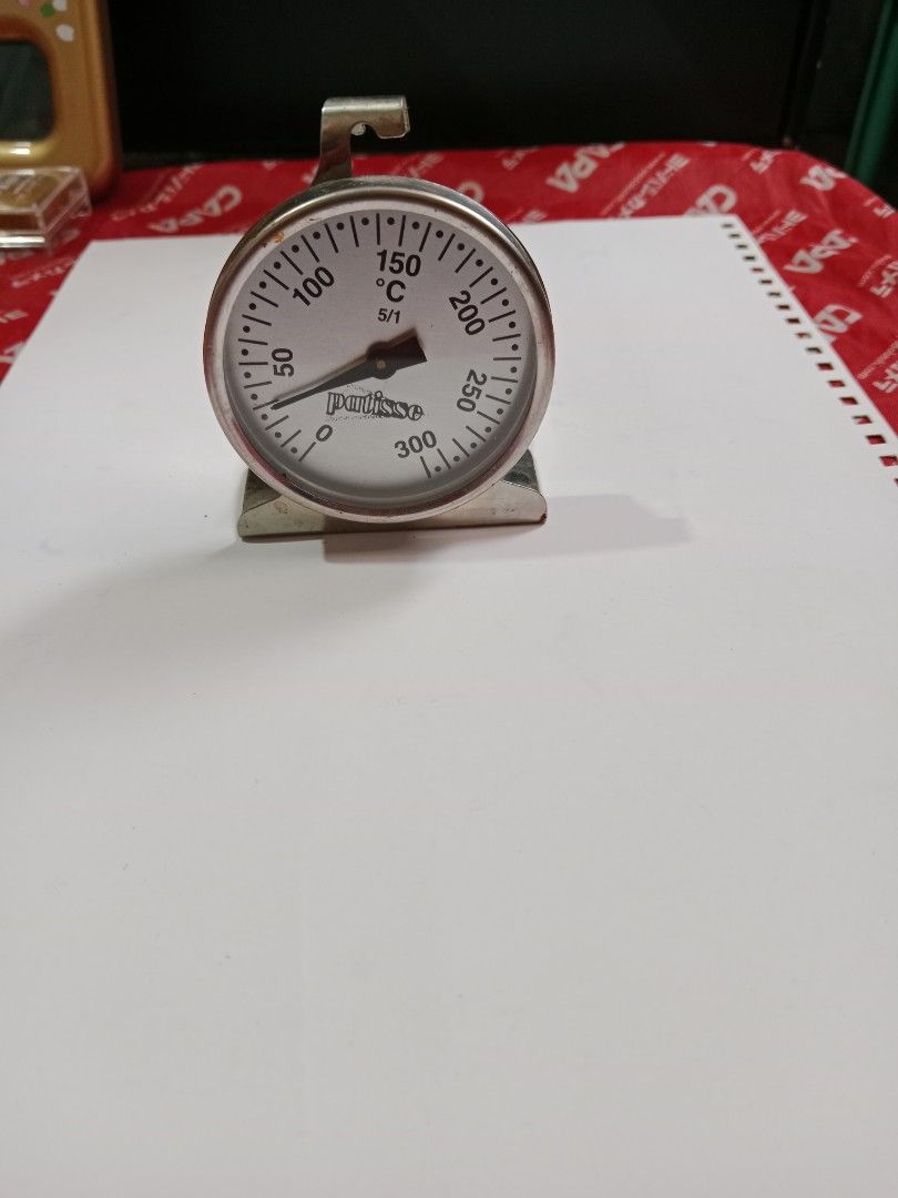 PATISSE oven thermometer (Category: Bakeware) located in Tabaco. Submitted by fritznicoleshoppe (Listing ID 1324188686, Image 1). Description: vintage PATISSE oven thermometer. Selling as is po pero Tama nman Yung current reading nya.