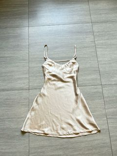 （分類：）位於 。 由 heyitskaka 提交（商品編號 1324315520，圖片 1）。簡介： 。
