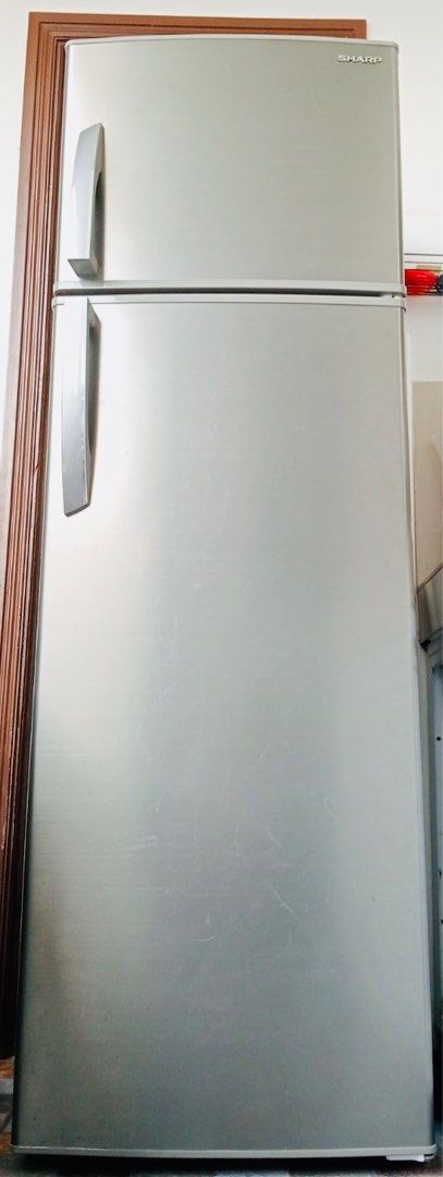 Ref FOR SALE. 11 cubic feet (Category: Refrigerators and Freezers) located in Makati City. Submitted by ted05 (Listing ID 1324293240, Image 1). Description: RUSH SALE, 11 cubic ft SHARP BRAND REF. Well maintained. For pick up anytime. NEGOTIABLE, if you're really a serious buyer. Call me anytime 09178660046 .