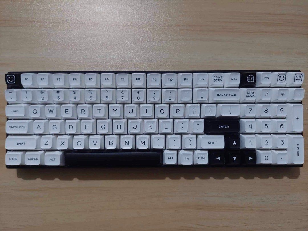 RK100 Modded (Category: Computer Keyboard) located in Las Pinas. Submitted by trueflower_125fe9 (Listing ID 1324213178, Image 2). Description: RFS: Decluttering Details: RK100 (Modded) Switches: Wuque Studio Morandi Linears (Lubed) Stabilizers: TX AP Stabilizers (Lubed) Keycaps: Black and White Double Shot SA Profile Keycaps Other Details: - Tape modded - PE Foam.