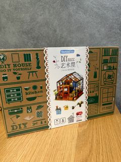 （分類：）位於 。 由 uzitim 提交（商品編號 1324351980，圖片 1）。簡介： 。