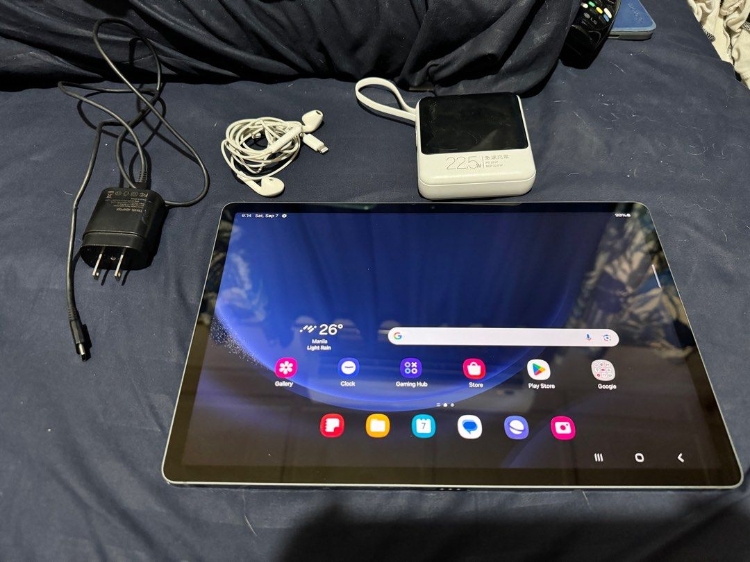 Samsung Galaxy Tab S9 FE+ (Category: Android) located in Paranaque City. Submitted by hannah.agupit (Listing ID 1324188873, Image 1). Description: Samsung Galaxy Tab S9 FE+ Mall price: 39,990 vs My price: 17,000 Dual Camera With simslot 8GB/128GB Amost new the plastic sidings still intact Unit, cable charger with adaptor, FREE apple earphones and FREE power bank.. No S pen included buy n lng since less ko naman binigay ung item Slightly negotiabl