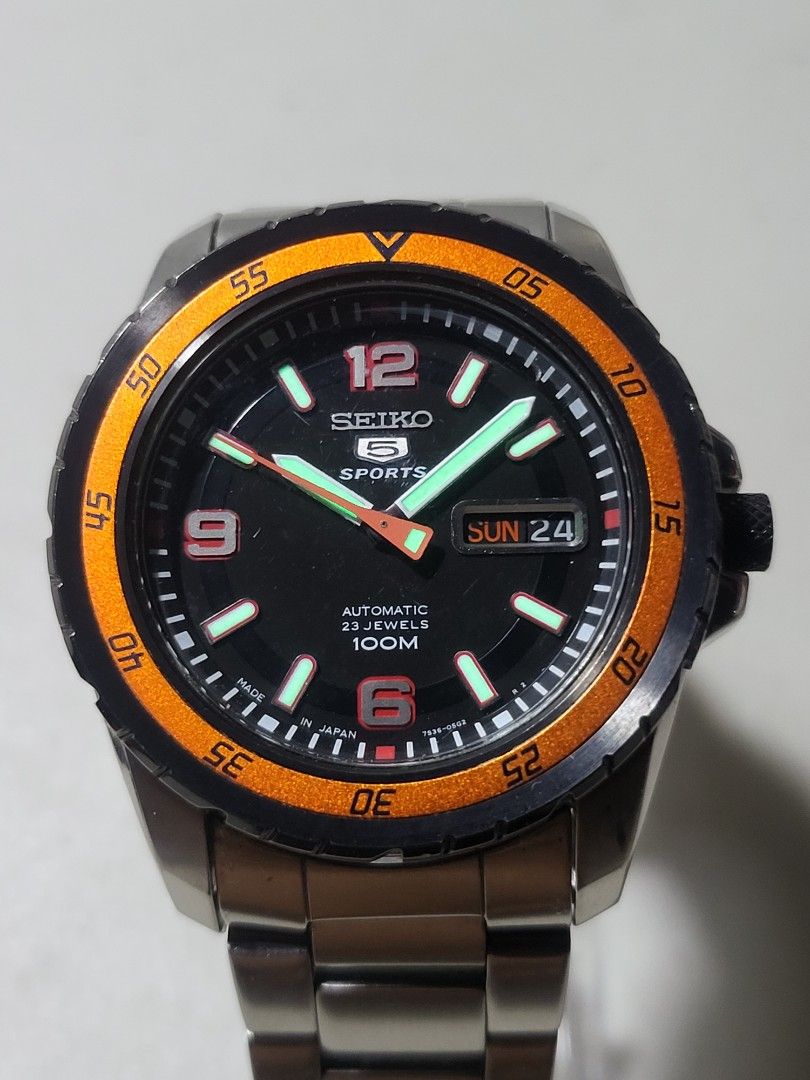 Snzg73 top