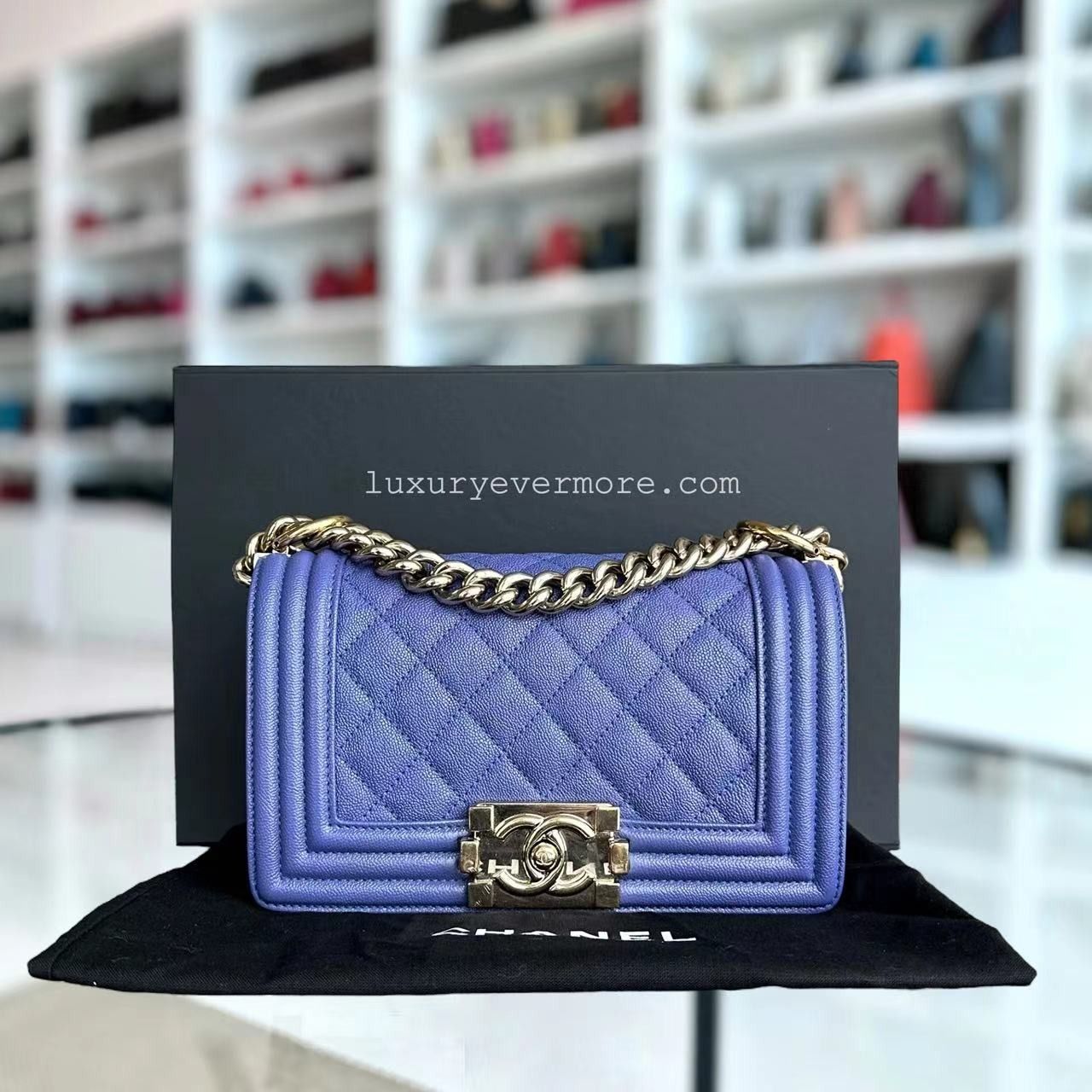 Chanel boy 30 shop
