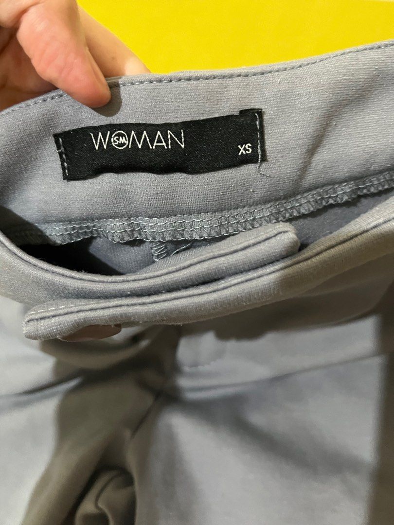 Sm Woman Gray Pants (Category: Other Bottoms) located in Manila. Submitted by jenduek (Listing ID 1324325605, Image 2). Description: Sm woman Gray Pants Brand Sm Woman Size XS The buyer will cover the delivery fee through Lalamove or Grab. The delivery fee will vary depending on the rates of Lalamove or Grab based on the buyer’s location..