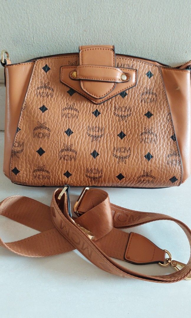 Tas selempang mcm on sale