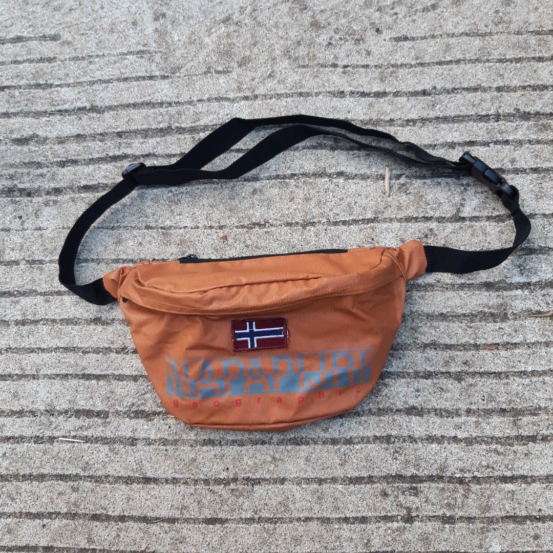Waist bag /sling Napapijri - Main Image