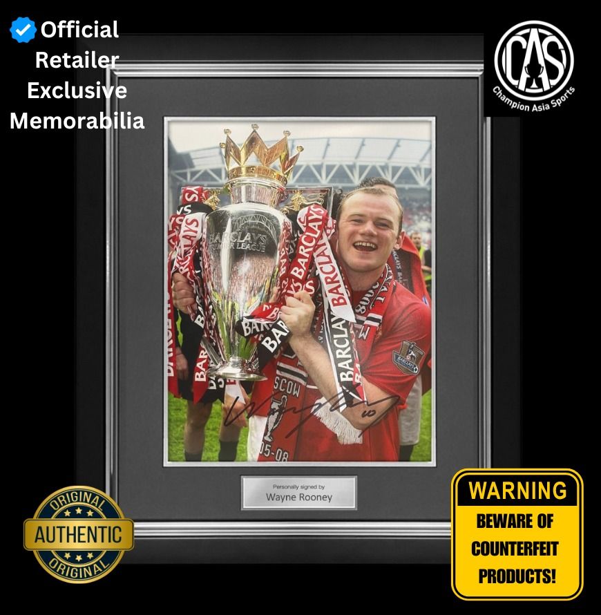 Wayne Rooney Signed Manchester United Football Photo. Deluxe Frame ...