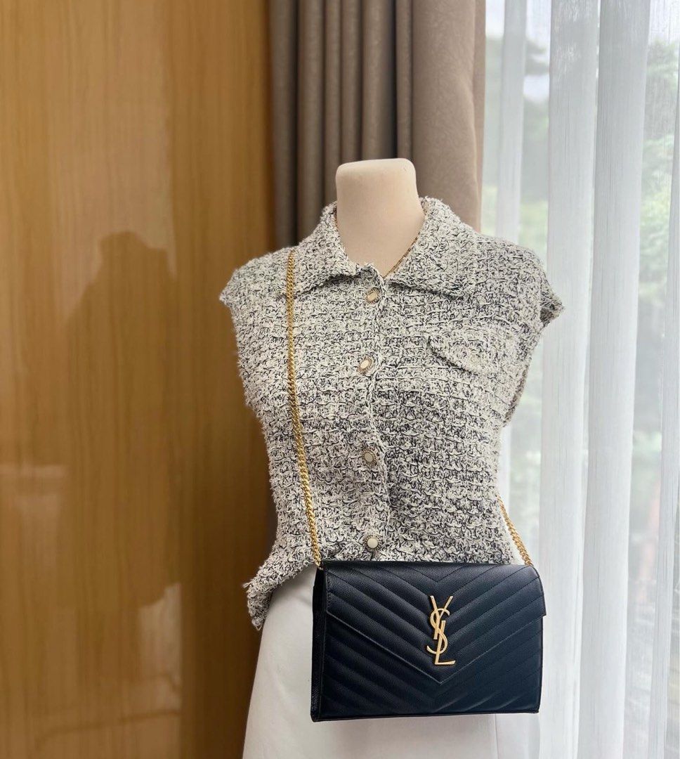 YSL Woc (Category: Luxury Bags & Wallets) located in Manila. Submitted by deiclacio_ (Listing ID 1324313039, Image 2). Description: Brand new & Original -with tags, dust bag and paper bag -NO COD/COP -payment first policy -GCASH & BPl only!.