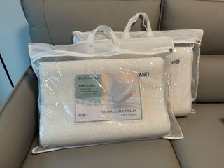 （分類：）位於 。 由 omegamoreover 提交（商品編號 1324534189，圖片 1）。簡介： 。