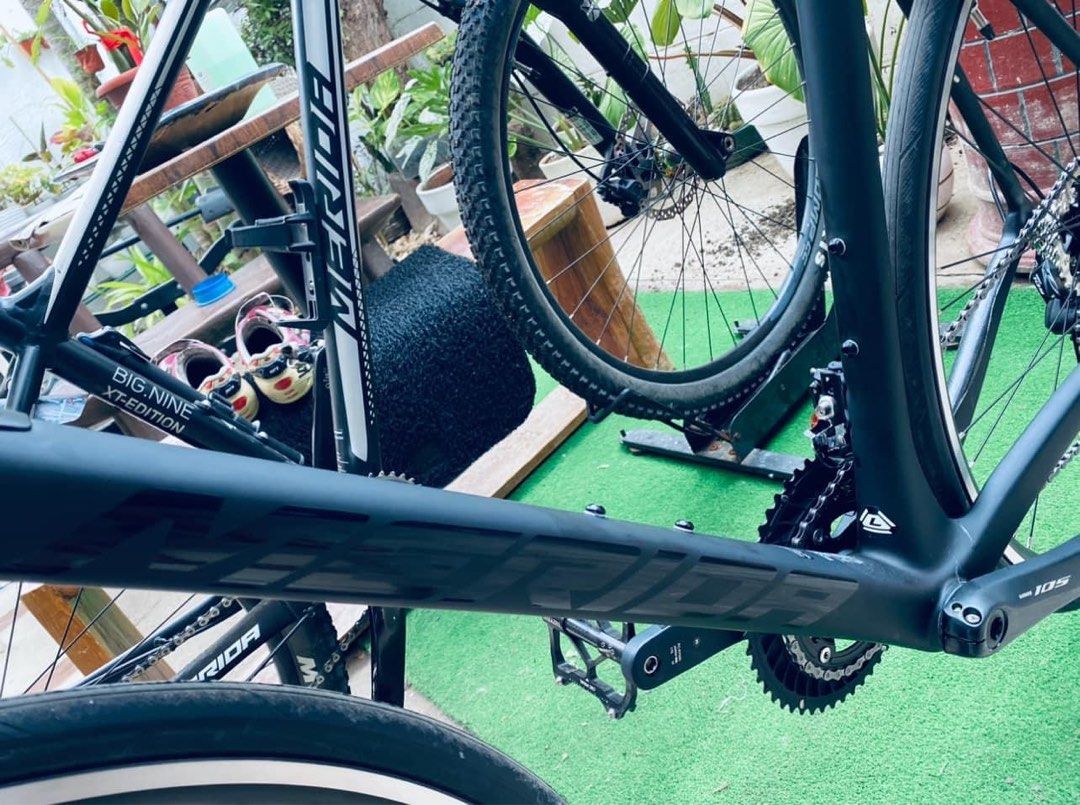 2021 Merida Scultura 4000 (Category: Bicycles) located in Candelaria. Submitted by lainey_ (Listing ID 1324517802, Image 3). Description: For Sale‼️ 2021 Merida Scultura 4000 (Full Carbon Frame) Frame: Scultura CF2 Frame size: L Color: Glossy black/Matte black Fork: Scultura Rim CF2 Brake Front: Shimano 105 Brake Rear: Shimano 105 Headset: Merida M2331 Handlebar: Merida Expert SL Handlebar Stem: Merida Expert CC Grip: Merida Road Expert Derailleu