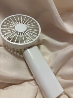 （分類：）位於 。 由 kim_831 提交（商品編號 1324483028，圖片 1）。簡介： 。