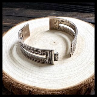 銀革手作 925 純銀 首飾 銀器 手鐲 專業維修 焊接 修補裂痕 翻新 改尺寸 改大改細64225233520129110