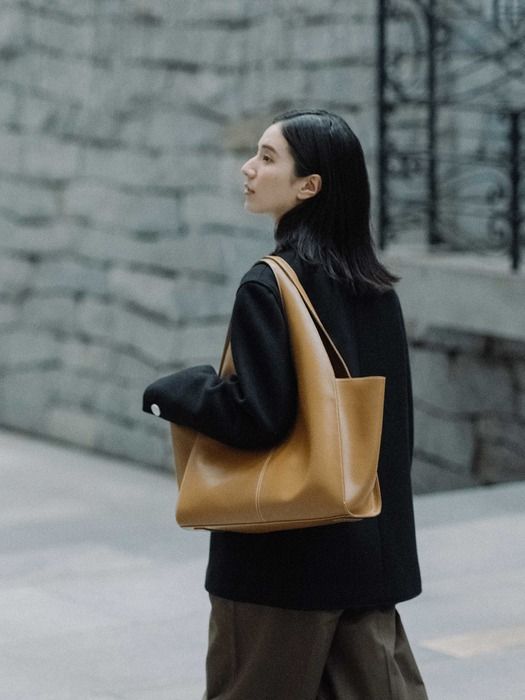 【Atelier de LUMEN】 BAIA BAG 2色 ★送料関税込み★ Atelier de LUMEN]◇韓国大人気◇BAIA BAG◇追跡可◇ (LUMEN