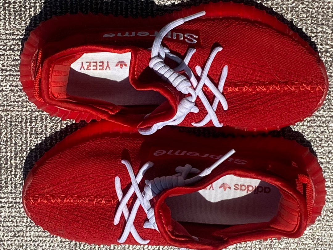 Yeezy supreme adidas 2025