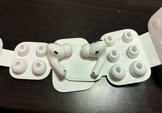 （分類：）位於 。 由 ericlow00 提交（商品編號 1324554575，圖片 1）。簡介： 。