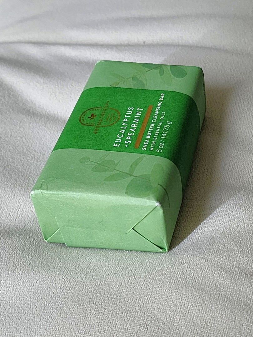 Bath & Body Works Soap Bar (Category: Bath) located in Quezon City. Submitted by queentana_finds (Listing ID 1324548939, Image 2). Description: New. Sealed. Never been used. Scent is the classic Eucalyptus + Spearmint. It is a soap bar. Shea Butter Cleansing Bar. 5oz. RFS: Extra..