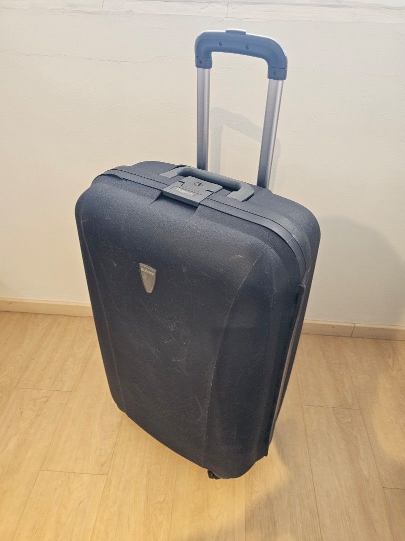 Birkley Hard Case 32 inch luggage