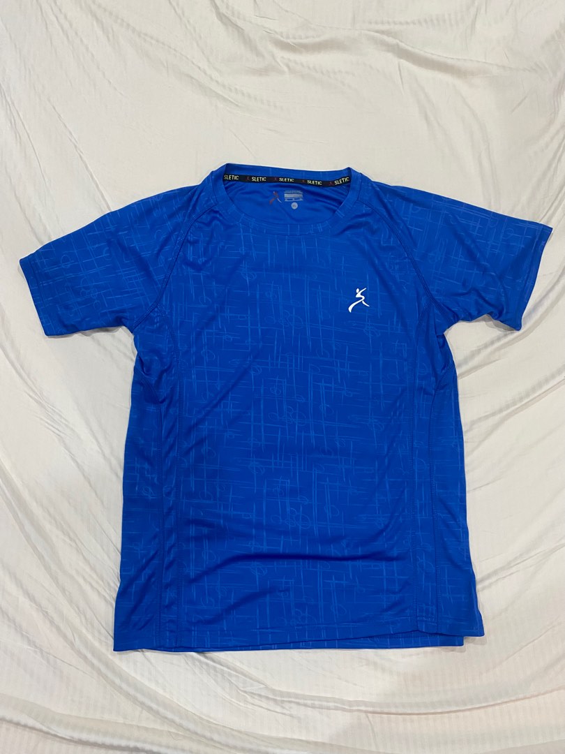 Blue Sports Dri Fit Shirt Size XL Men s Fashion Activewear on Carousell