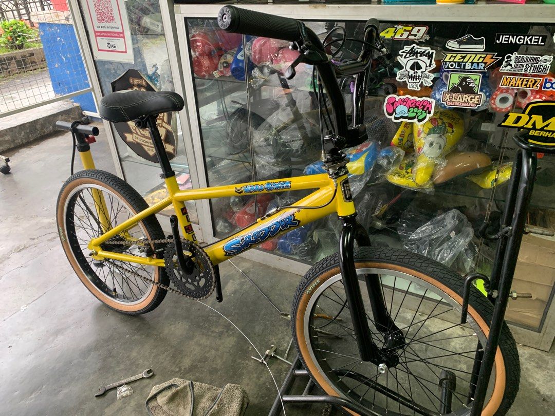 Bmx haro Sports Equipment Bicycles Parts Bicycles on Carousell