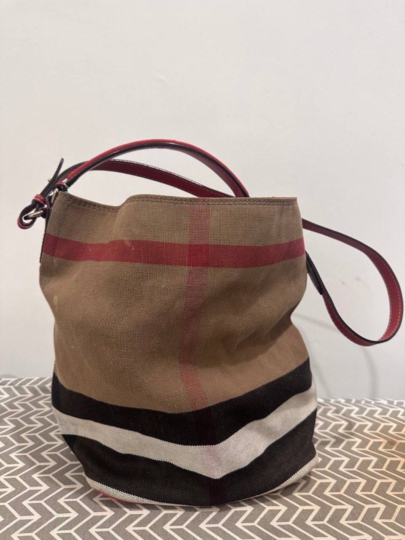 Burberry ashby bag sale best sale
