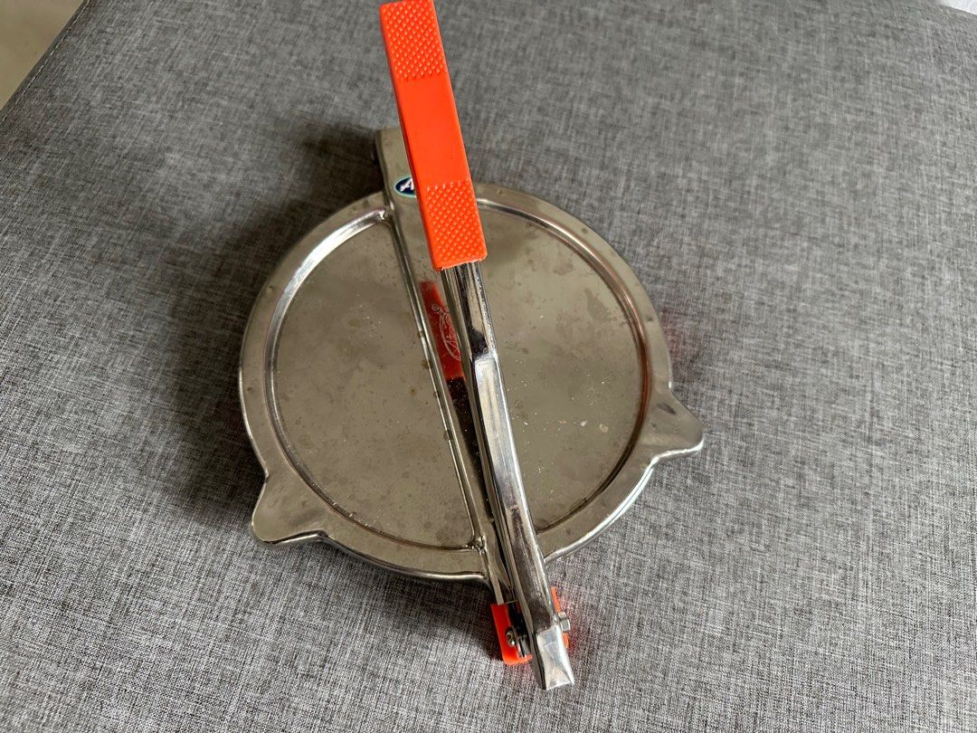 Chapati/roti /dough flattener, Furniture & Home Living, Kitchenware