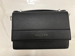 （分類：）位於 。 由 _dora.emon. 提交（商品編號 1324417069，圖片 1）。簡介： 。