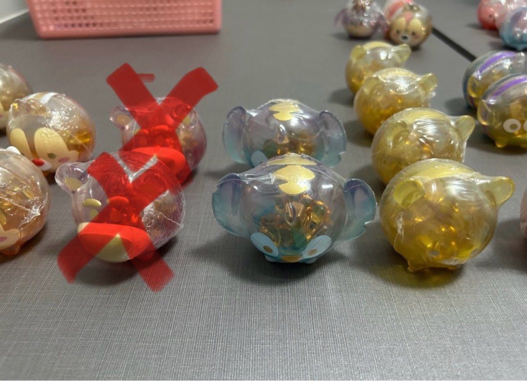 cpcm gold sofubi (Category: Designer & Blind Box Toys) located in Singapore. Submitted by spectrameter (Listing ID 1237981338, Image 3). Description: 1 for $5.