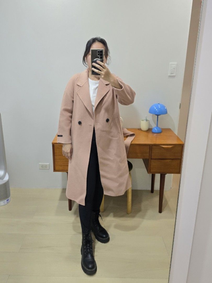 Dusty Pink Coat (Category: Coats, Jackets and Outerwear) located in Taguig. Submitted by c_rivera (Listing ID 1324457713, Image 2). Description: Light weight coat not heavy. For Autumn weather. very nice color in actual. fits M to semi-Large frames. wearer is medium and 5'4 height. best fit Medium. length 39" armpit to armpit 19" bought in korea..