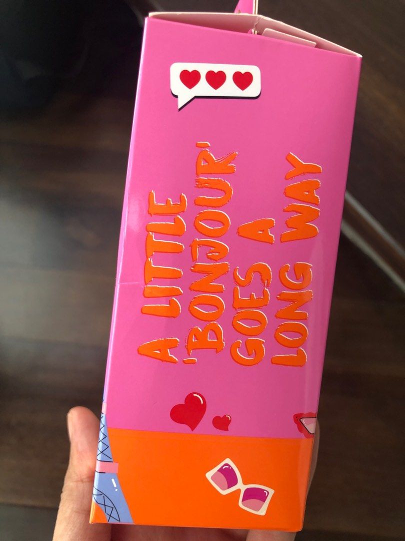 EMILY IN PARIS x Primark eyelash curler, Beauty & Personal Care, Face